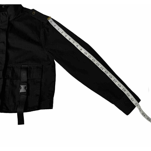Black Short Jacket Buckle Pockets Womens Size Small Misc Elevated Basics Coat - Picture 10 of 10
